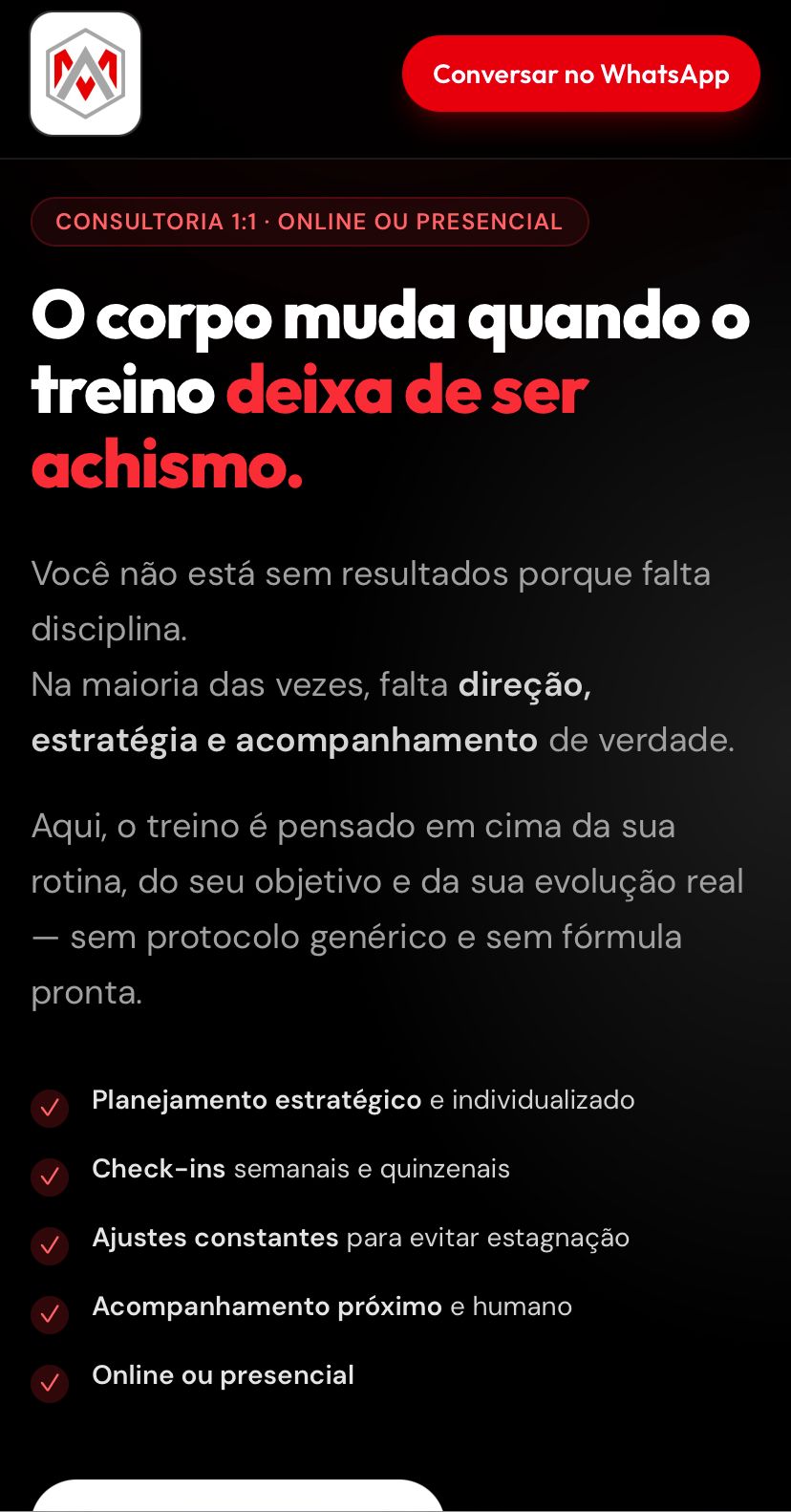 Personal trainer usando landing page no celular